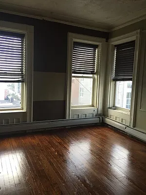 Rented by Evergreen Apartments BK | media 13