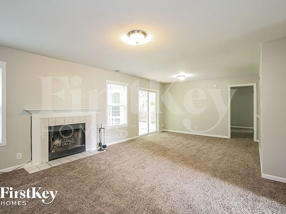4th image of 11443 Corbett Dr