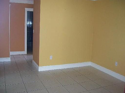 5th image of 3051 NW Flagler Ter
