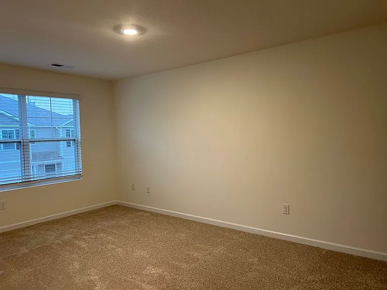 724 Theobald Way — Photo 19