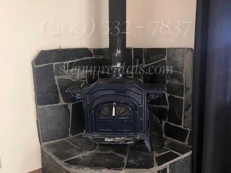 537 E Bald Mountain Rd — Photo 8