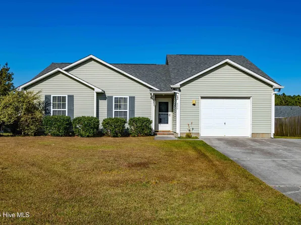 829 Main St Ext, Swansboro, NC 28584