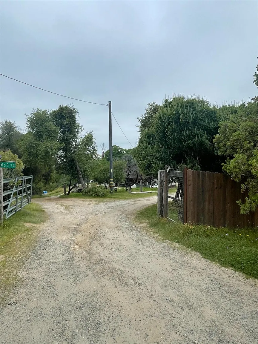 46304 Skyline Ridge Rd photo 1