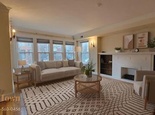 2507 W Gunnison St APT 1E, Chicago, IL 60625