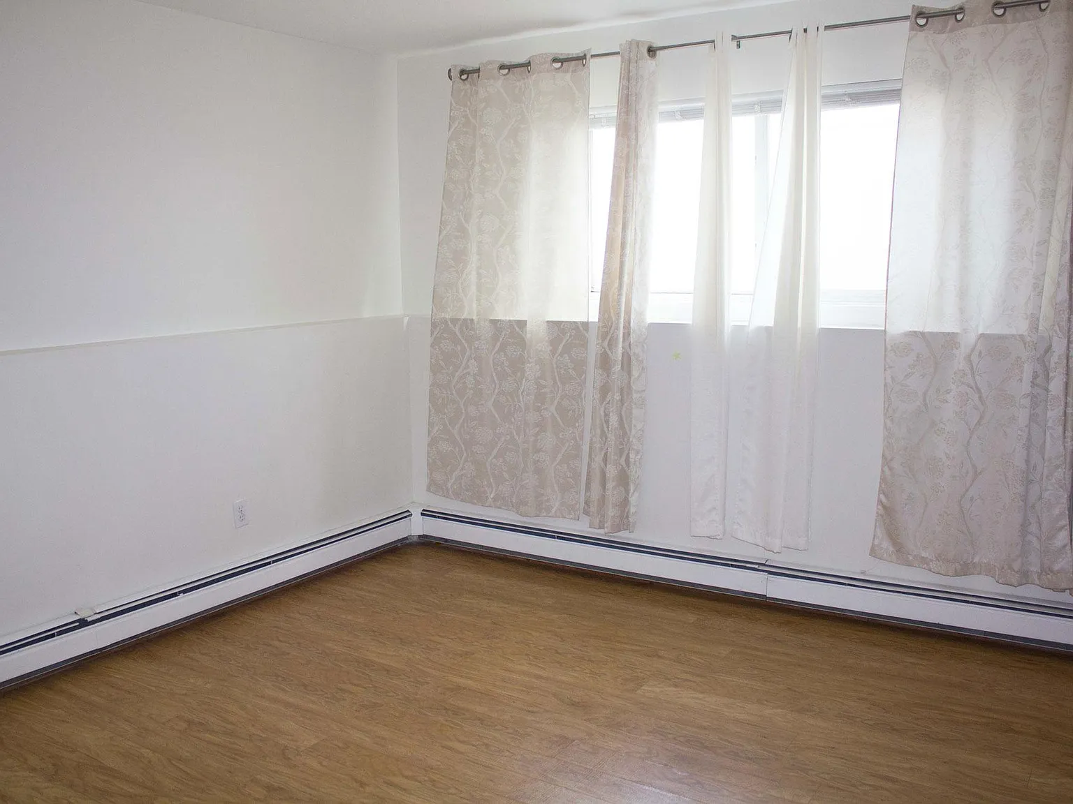 1 bed, 600 sqft, $1,700 — Photo 4
