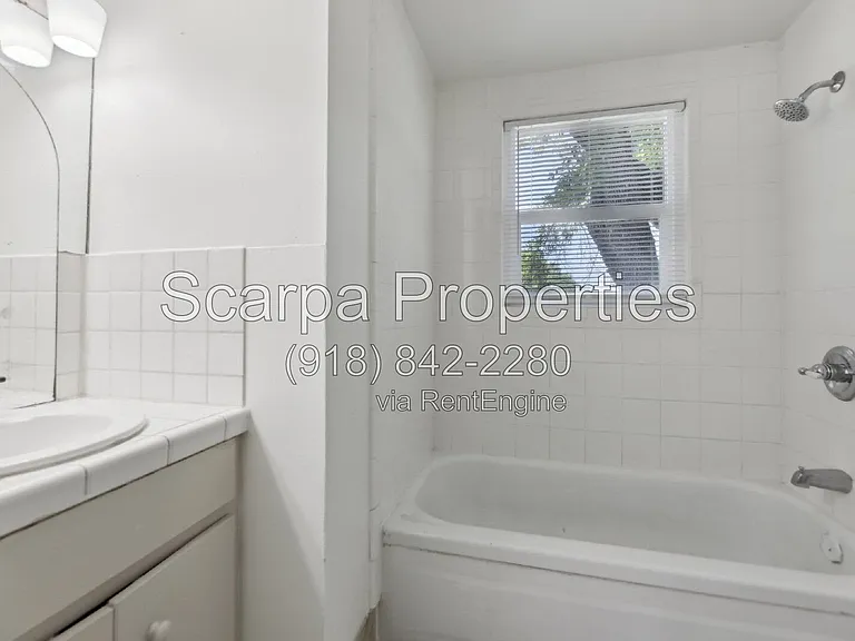 202 E 4th Ave — Photo 10