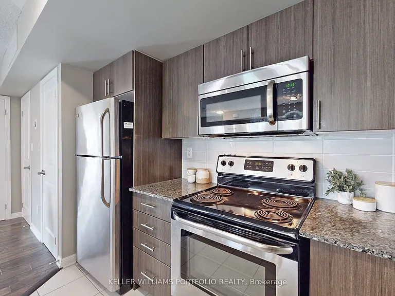 10 Foundry Ave #235 — Photo 15