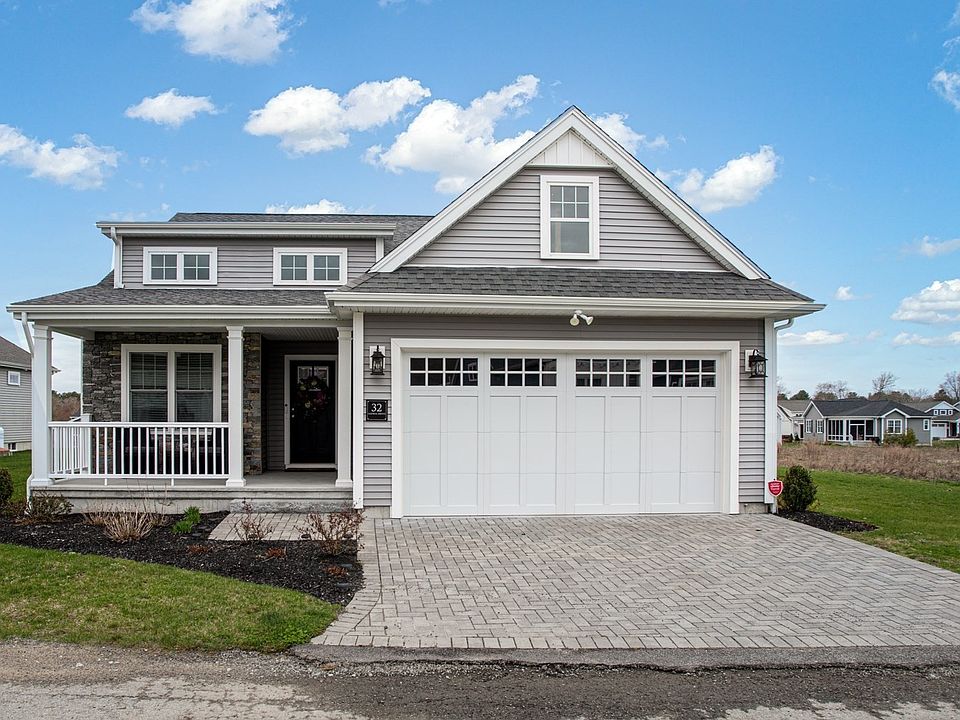 1st image of 32 Sophia Dr
