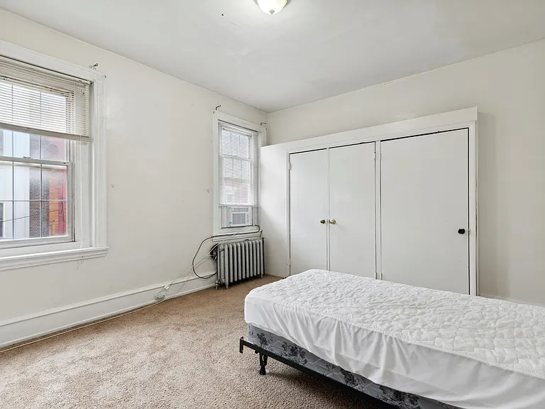 1846 Willington St — Photo 17