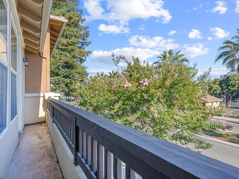 1469 W San Carlos St — Photo 30
