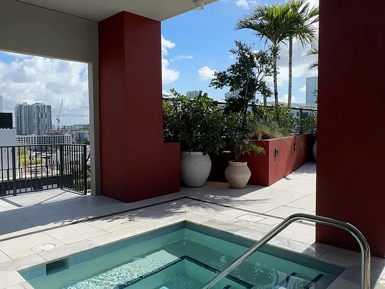 2110 N Miami Ave #412 — Photo 20