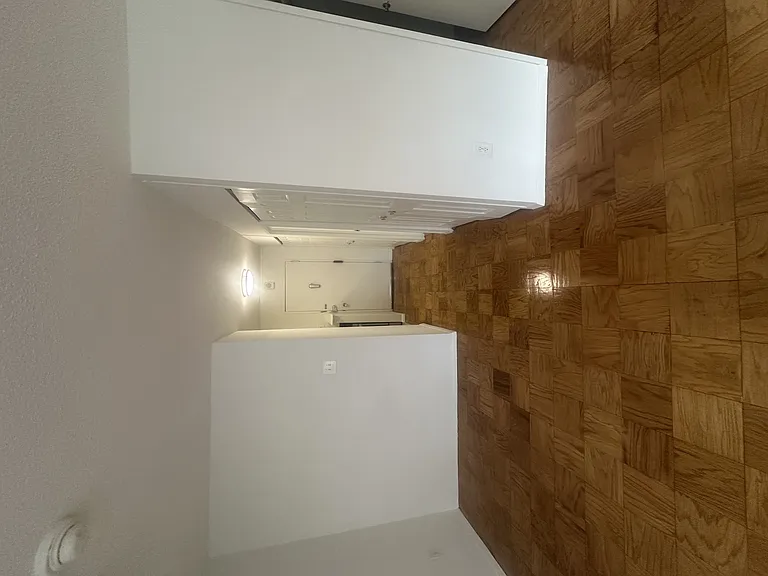 Calvert House Apartments — Photo 38