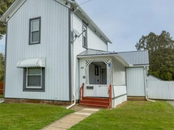 329 Ray St, Newcomerstown, OH 43832