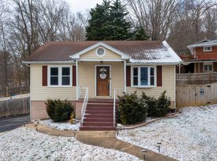 557 Rich Dr, Kingsport, TN 37660