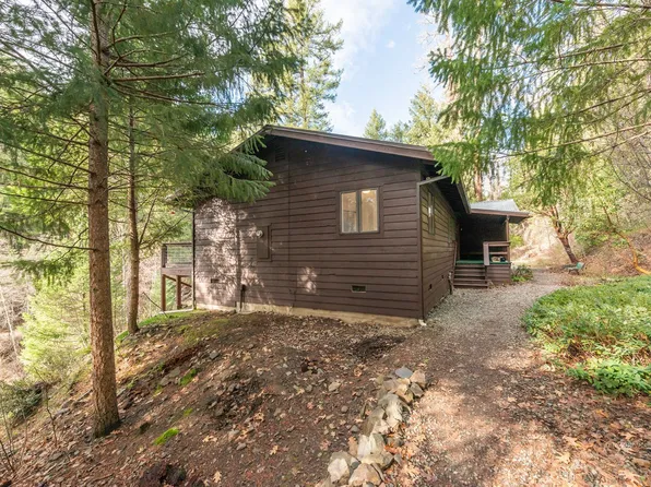 540 Lost Bridge Rd, Lewiston, CA 96052