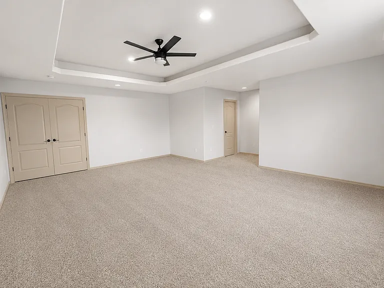 21206 Tallman Ct — Photo 25