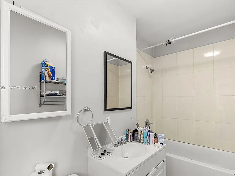 3420 Sheridan Ave — Photo 21