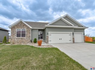 1525 W Big Sky Rd, Lincoln, NE 68521
