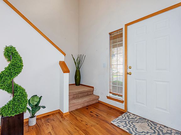 4th image of 18517 SE 22nd Way