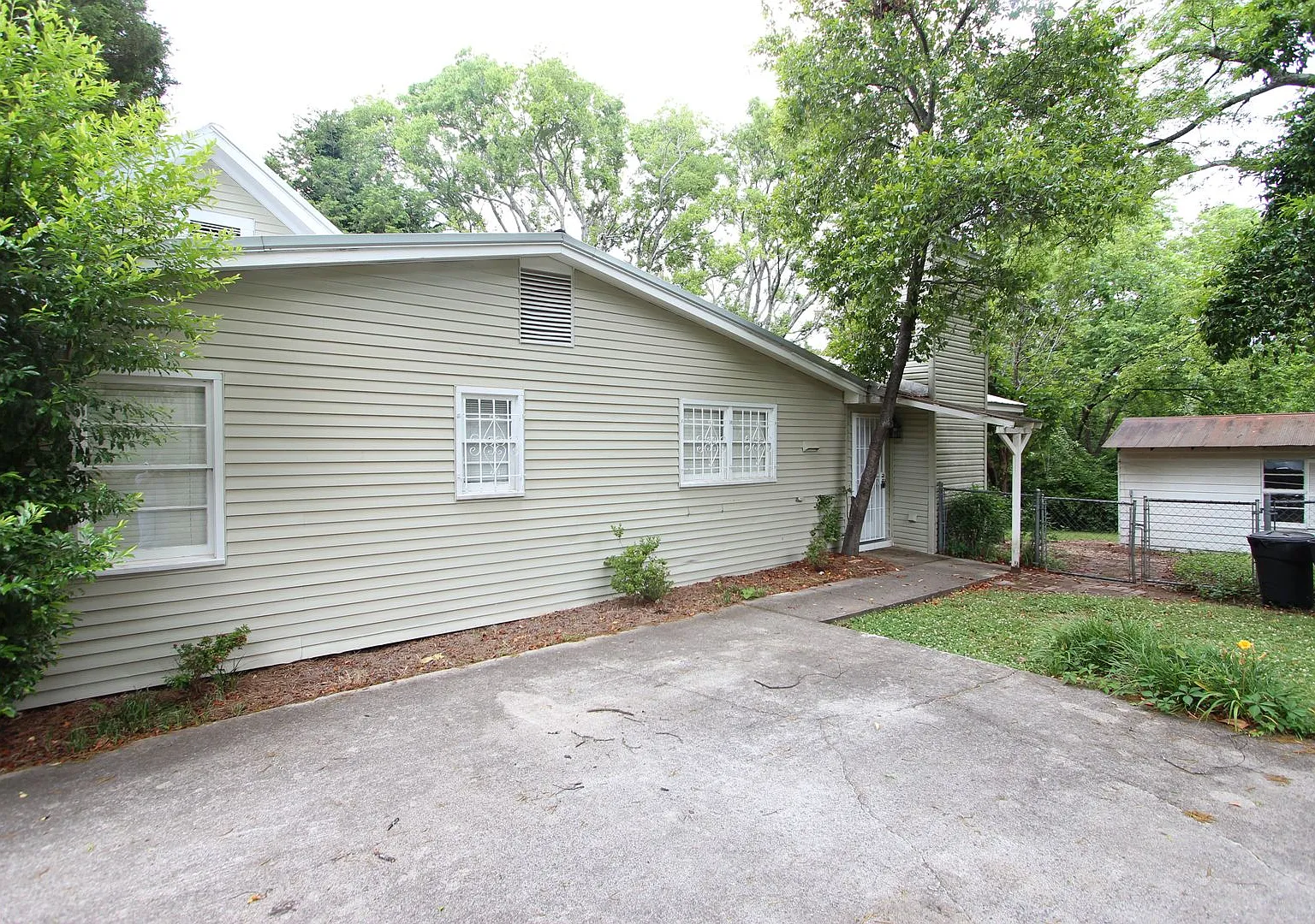 Lovely Duplex For Rent — Photo 3