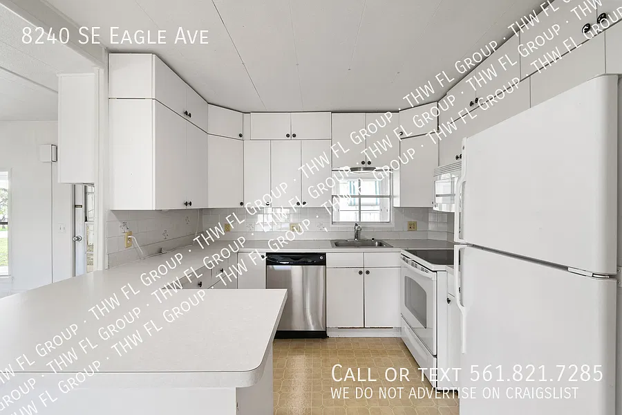 2 bed, 988 sqft, $1,950 — Photo 3