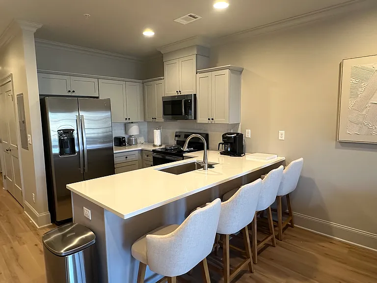 908D Queen City Ave #D — Photo 6