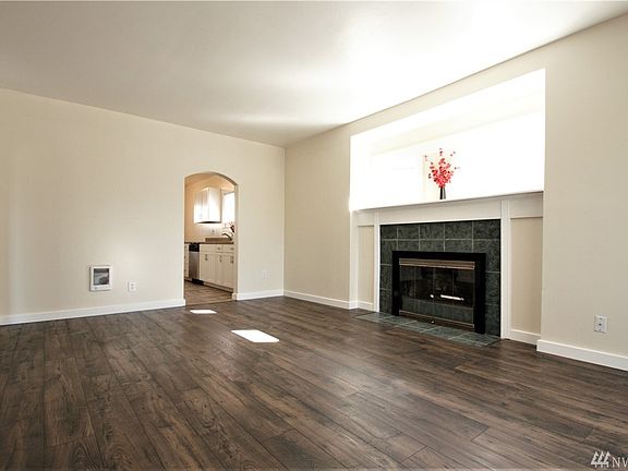 3rd image of 5015 S Sheridan Ave