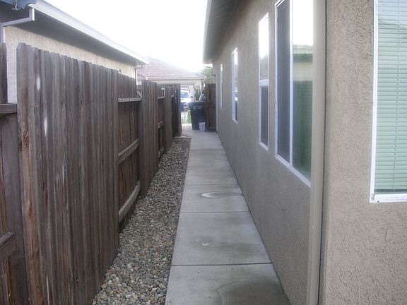 SIDE WALK FOOTPATH
