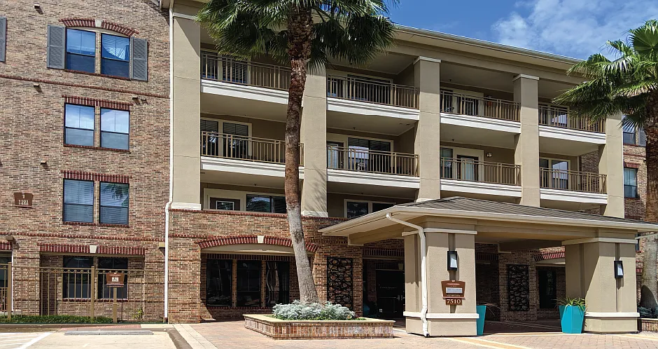 The Voss Apartments — Photo 4