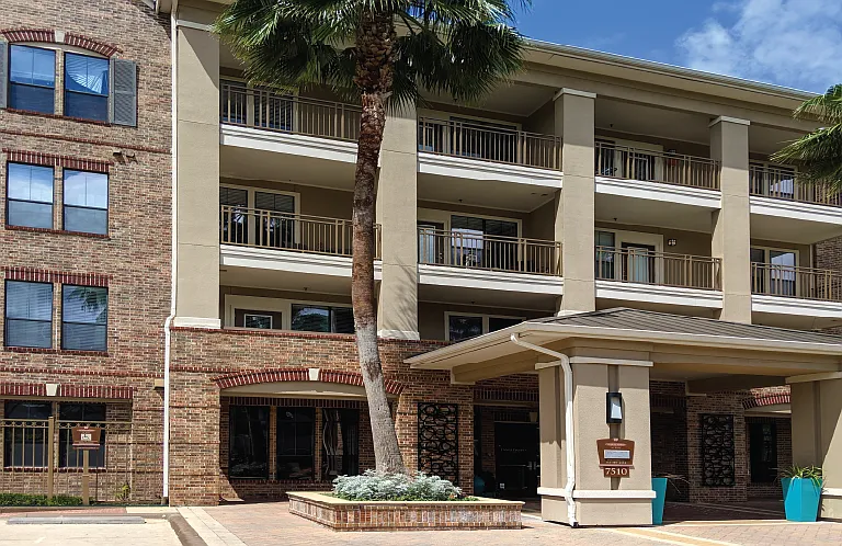 The Voss Apartments — Photo 4