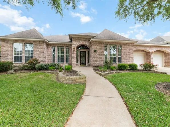7515 Shannondale Dr, Sugar Land, TX 77479