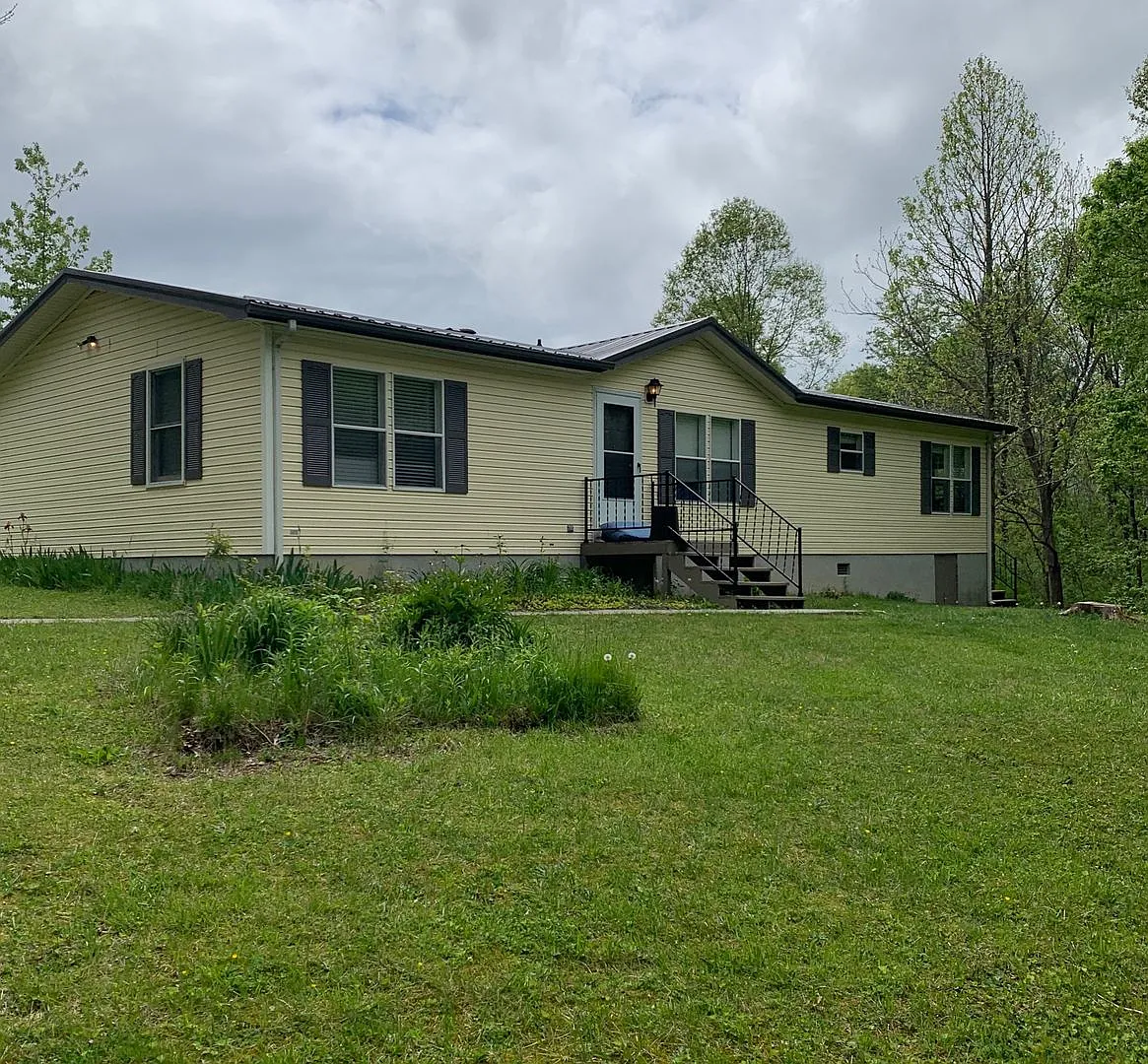 3 Bedroom 2 Bath House — Photo 1