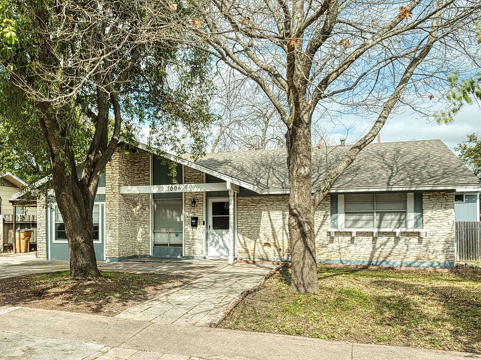 1st image of 1006 Plymouth Dr