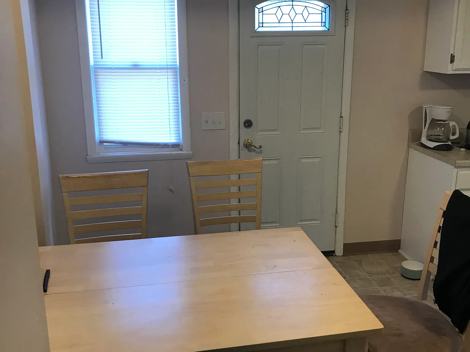 3 bed, 1244 sqft, $1,400 — Photo 2