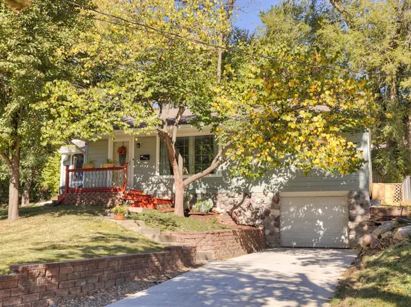 5629 Dagle Dr, Des Moines, IA 50311