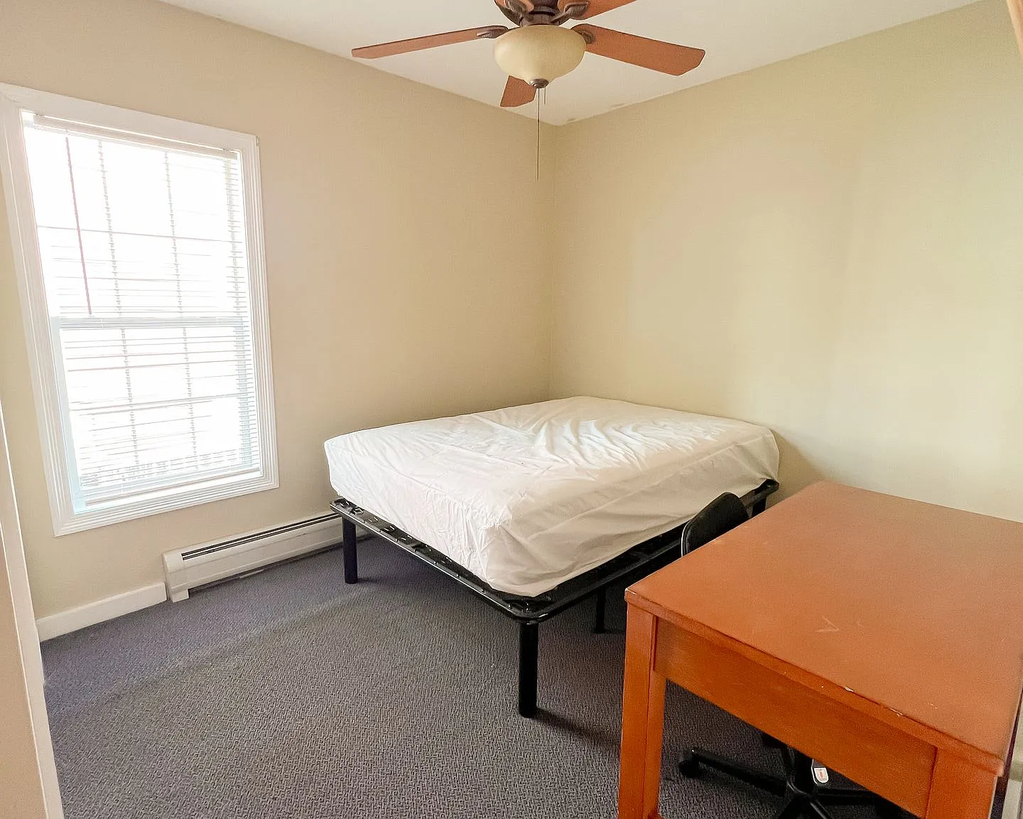 70 Groton — Photo 4