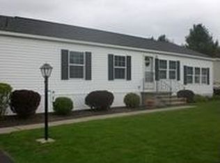 7 Mapleleaf Ln, Poland, NY 13431