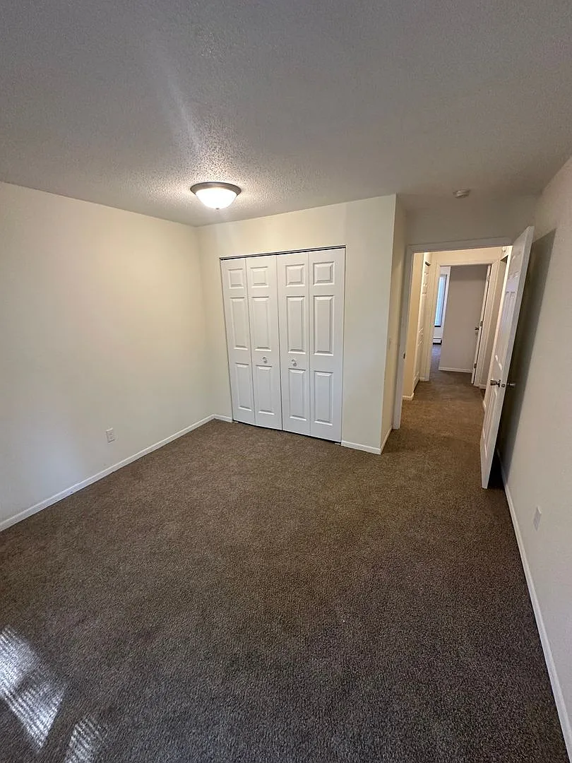Oxboro Apartments — Photo 4