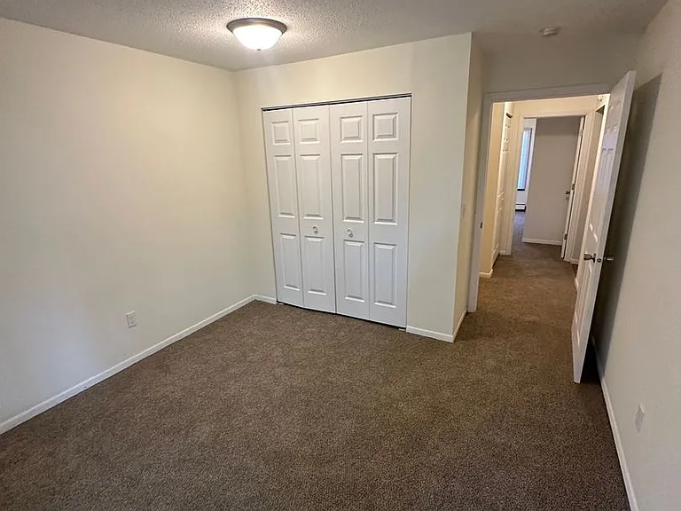 9800 Logan Ave S — Photo 4