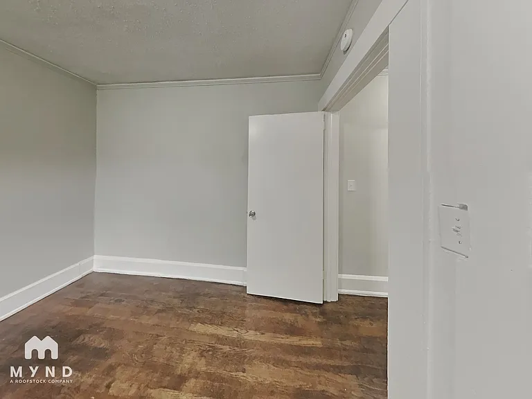 4817 Avenue N — Photo 28