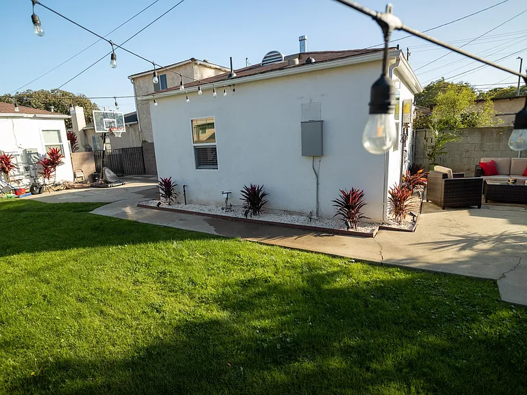 8849 Cimarron St — Photo 15