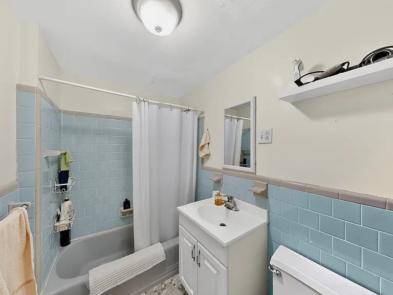 1071 Beacon St #3 — Photo 2