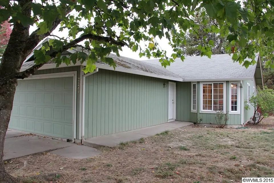 1st image of 3267 SE Villa Pl