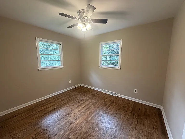 120 Pinewood Dr — Photo 14