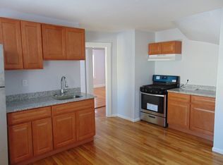 74 Taylor St #2, Quincy, MA 02170