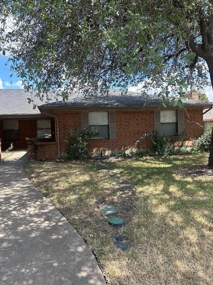 1446-1448 Pinnacle Peak Dr. - 1446 — Photo 1