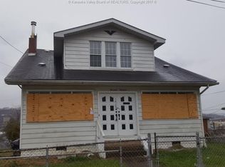 1419 Stuart St, Charleston, WV 25387