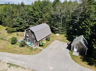 3 Ice House Rd, Stonington, ME 04681