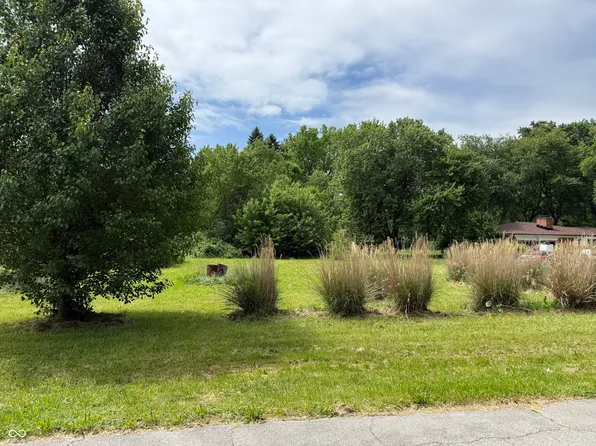 1467 W 58th St, Indianapolis, IN 46228