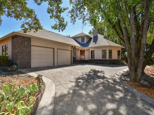 4028 Quartz Drive, Santa Rosa, CA 95405